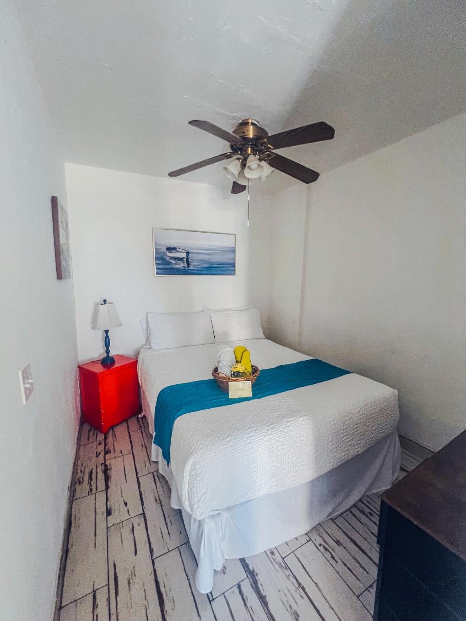 Playa Esmeralda One Bedroom Cottages Брейдентон-Біч Екстер'єр фото