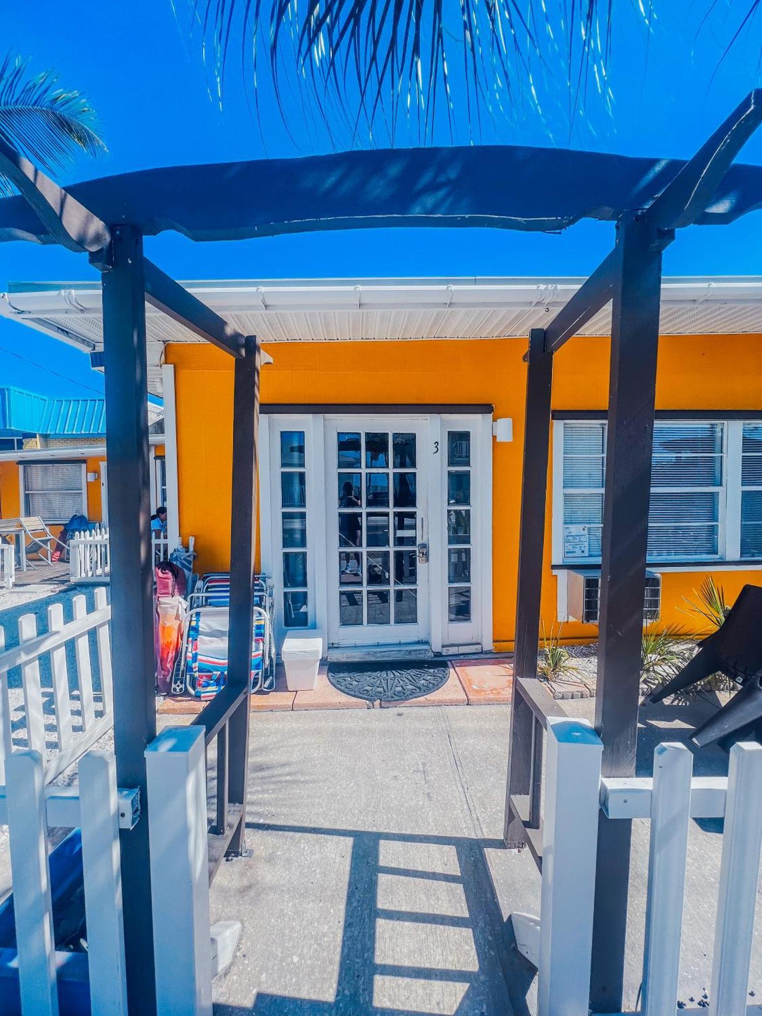 Playa Esmeralda One Bedroom Cottages Брейдентон-Біч Екстер'єр фото